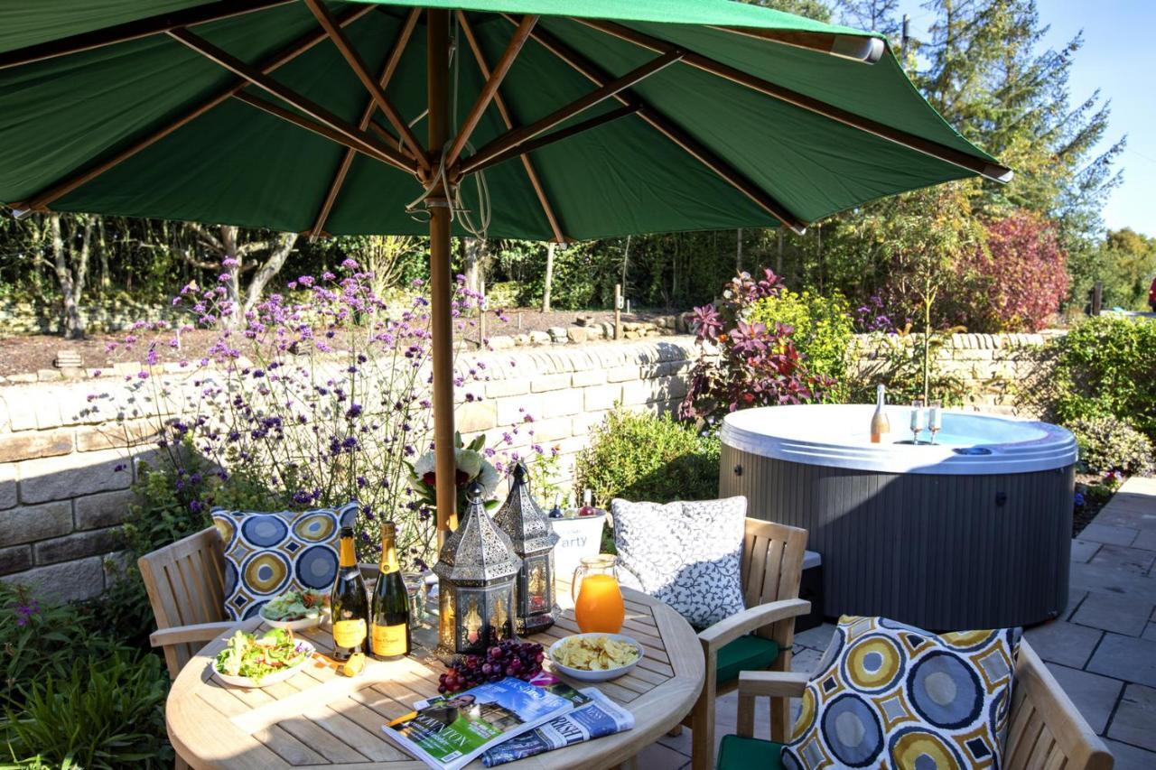 Thirley Cotes Farm Cottages スカーバラ エクステリア 写真